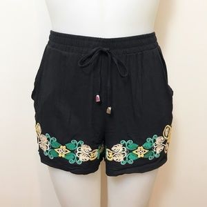 Woven Black Boho Shorts With Embroidery, S